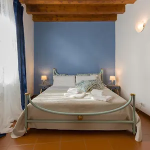  Apartment Center Italien