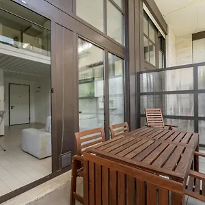 Elegant Loft With Balcony! Milano